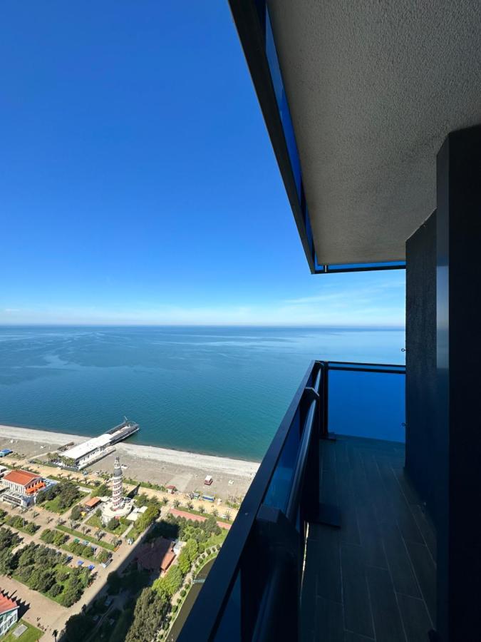Hotel Black Sea Luxury Towers Batumi Esterno foto